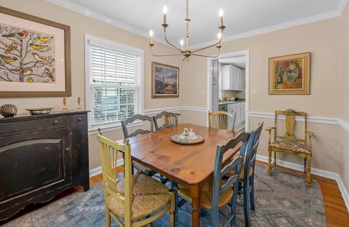 Fairway House | Cute bungalow located in the Fairwood neighborhood of Lexington. #15081244-1