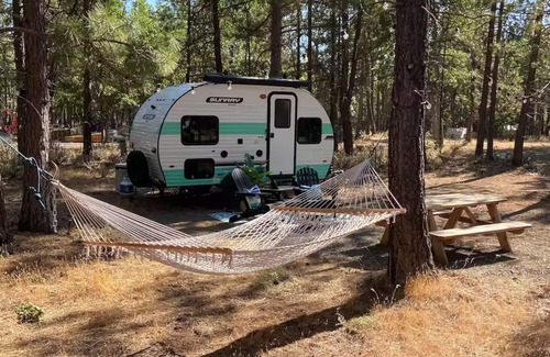 Goldendale RV Rental | Cute Lil Romantic Sunray in the Woods of Goldendale. Newer w AC, Queen Bed