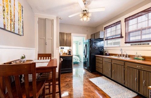 Audubon House | Cute Magazine Street Shotgun, Family friendly, Walk to Audubon Park, Golf, Zoo