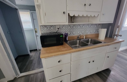 Dayton House | Cutting Edge Apartment