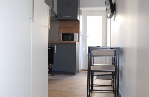 Miniac-Morvan House | cypres close to st malo