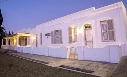 Graaff-Reinet House | Cypress Cottage