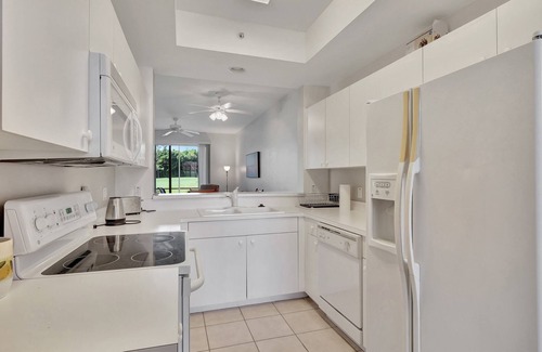 Naples Condo | Cypress Woods for Seasonal or Summer Stays W Golf