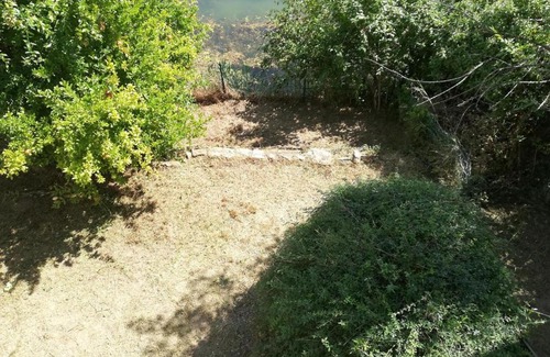 Sommieres Apartment | Déjeuner au bord de l'eau