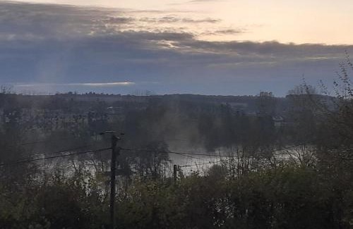 Vienne Apartment | Détente au bord de la rivière