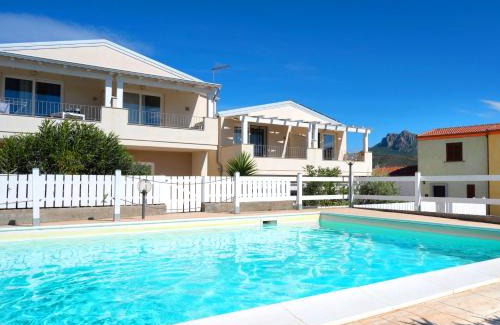 Viddalba House | Dòmo#30 - Villino con Piscina, Giardino e Parcheggio Privato