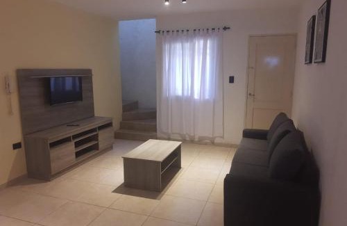 Guaymallen Apartment | Dúplex Complejo Condarco