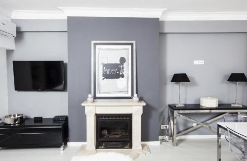 Santa Engracia Apartment | D Loft River