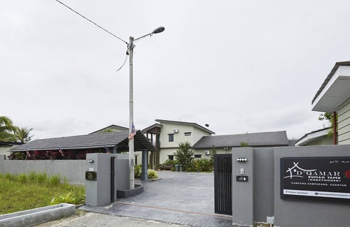 Kampung Kempadang Hotel | D' Qamar Guesthouse