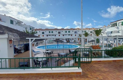 Arona Apartment | D104 alondras park ground floor pool view