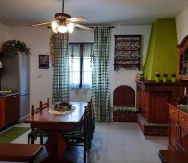 Domusnovas Apartment | Da Anna e Miah