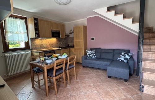 Rezzago Apartment | Da Antonella alla fontana