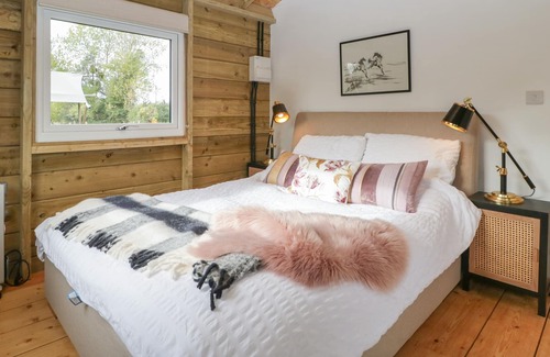 Winscombe Cottage | DABINETT, family friendly, with a garden in Sandford, Somerset