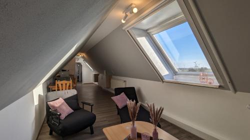 Nordleda Apartment | Dachgeschosswohnung Wilhelm