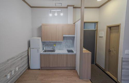 Boryeong House | Daecheon sagwanamu pension