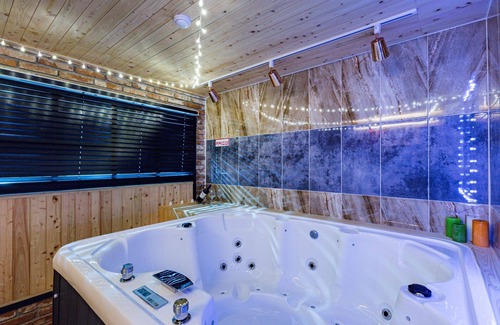 Daedeok-gu Hotel | Daecheon Sintanjn 23st