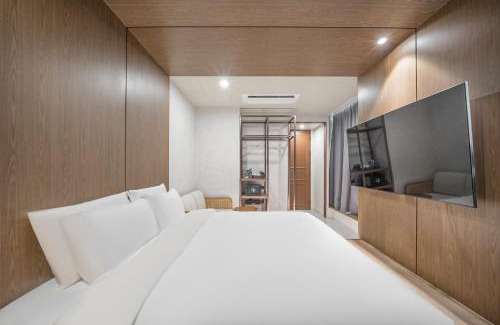 Dongseong-ro Hotel | Daegu Dongseongro Giant Hotel