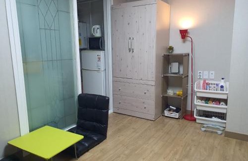 Sindang-dong Apartment | Daegu Little House