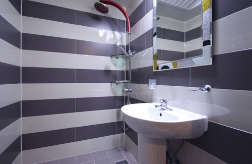 Bisan-dong Hotel | Daegu North Bus Station TEN