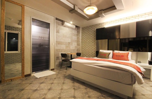 Hollim Hotel | Daegu Seongseo Hotel IF