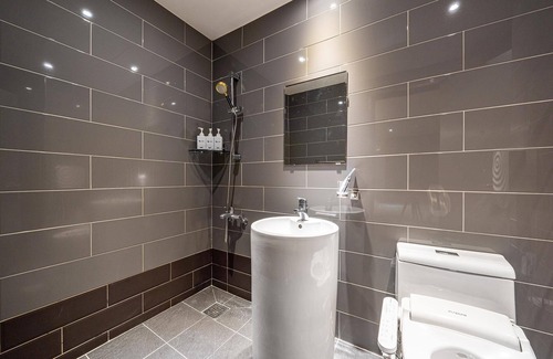 Bongmyeong-dong Hotel | Daejeon Yuseong Hotel LOD 1