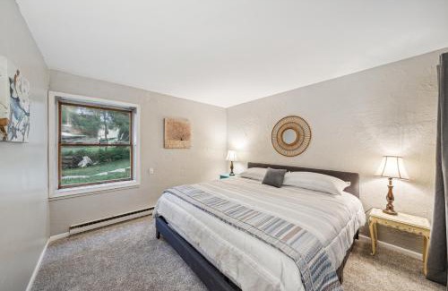 Stillwater House | Daffodil House - Large 6 Bedroom Accessible Rental