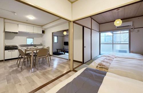Hiroshima City Centre Apartment | Dai3kuboi by b hotel - 3BR for 9 person, min walk to Peace Park