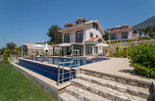 Hisaronu Villa | Daikin heating villa. in winter villa all rooms are same heat. Very good qualty