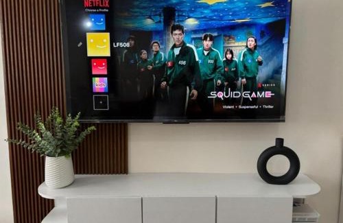 Balibago Apartment | Dainty Den LF508 - Comfy & Chic Home beside Enchanted Kingdom