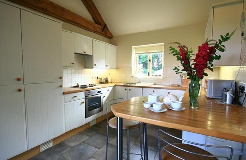 Ampney Crucis House | Dairy Cottage, CIRENCESTER