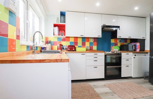 Rose Cottage | Daisy Cottage