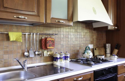 Ragalna House | Daisy Magnolia House