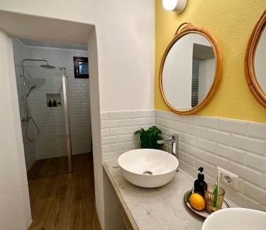 Pognana Lario Apartment | Daisy One Bedroom Lake View, Private Terrace & Garden