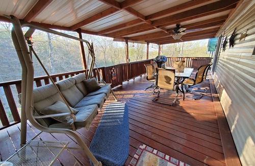 Byrdstown House | Dale Hollow Lake getaway tucked in the woods, one minute from the lake!