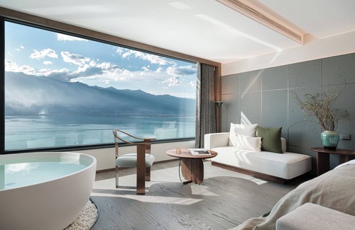 Manjiang Hotel | Dali Puyu VILLA Cliff Seaview Hotel