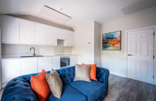 Lancaster Apartment | Dalton Sq Apartment 2