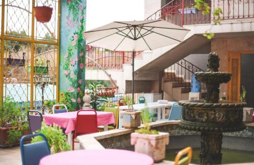 Zouk Mosbeh House | Damask Rose, Lebanese Guest House