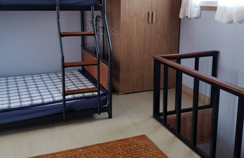 Wonyul-ri House | Damyang Pulkkot Pension