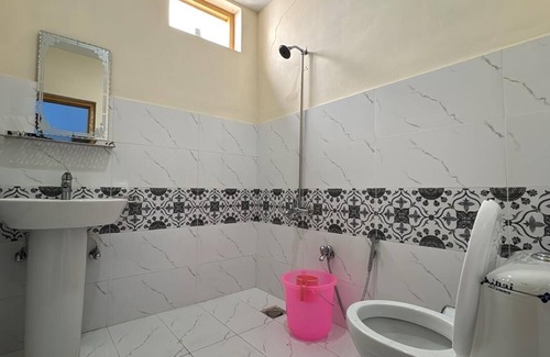 Pasu Hotel | Danatum Passu