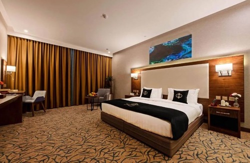 Jeddah Hotel | Dancenter Emerald Near Jeddah Corniche