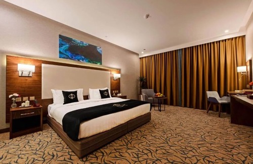 Jeddah Hotel | Dancenter Emerald Near Jeddah Corniche