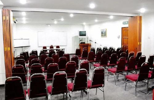 Sandakan Hotel | Dancenter Hotel O Ramai