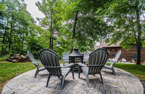 McHenry House | Dancing Bear Lodge