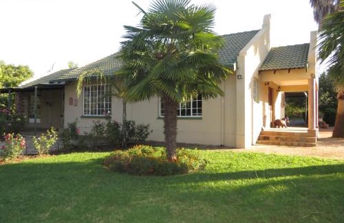 Thembisile Apartment | Dandelion Cottage