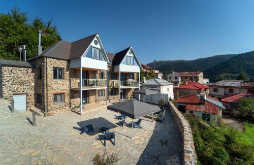 Karpenisi Ski Chalet | Dandy Villas Karpenisi Complex - Lux Chalets - Inflatable Pool-Hot Tub