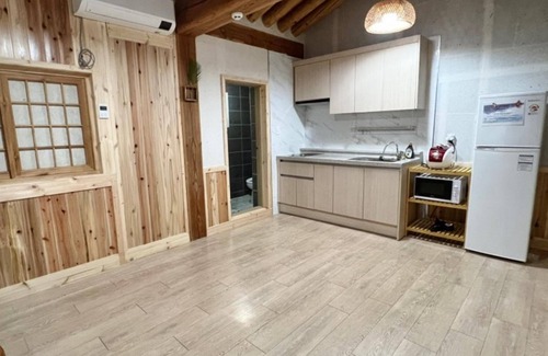 Danyang House | Danyang Danyangjeong Hanok Pension