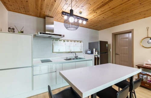 Danyang House | Danyang Pulkkotnamu Pension