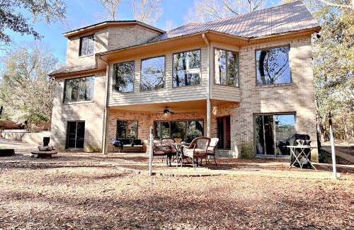 Daphne House | Daphne River Villa