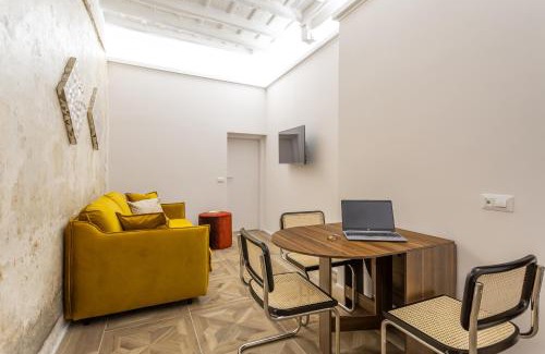 Rione V Ponte Apartment | Daplace - Elena Apartment