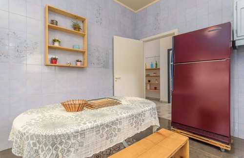 Batroun Apartment | Dar Al Khattar. 4-bedroom apartment in Batroun with AC, WiFi. Enjoy your stay